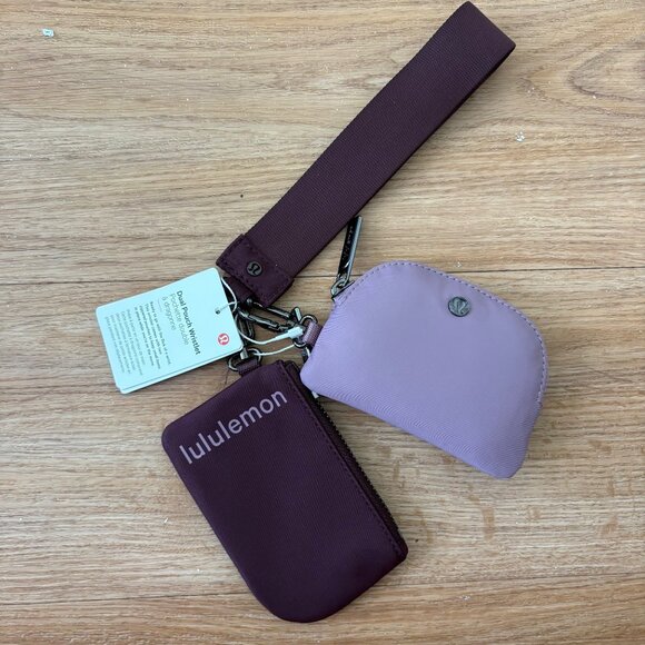 Lululemon Athletic Dual Pouch Wristlet Wallet Goodnight Plum / Lavender Lux NWT - Picture 1 of 4